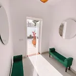 Aivy Villa