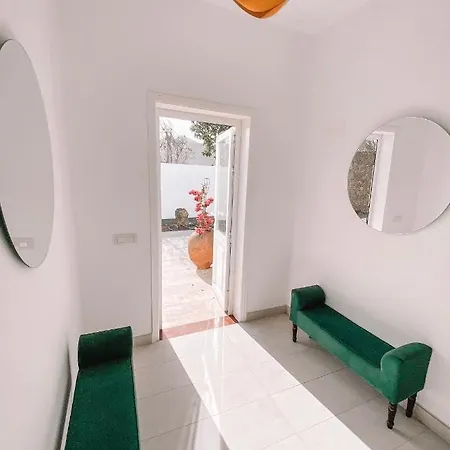 Aivy Villa
