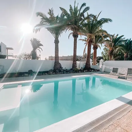 Aivy * Costa Teguise